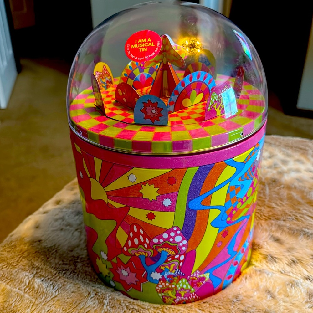 Lush Limited Edition Magical Wonderland Tin